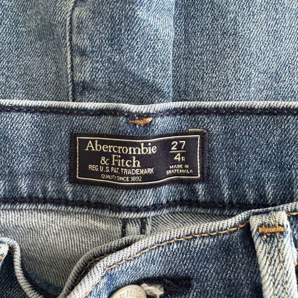 Abercrombie & Fitch High Rise Flare Jeans Size 27/4R - Picture 3 of 6